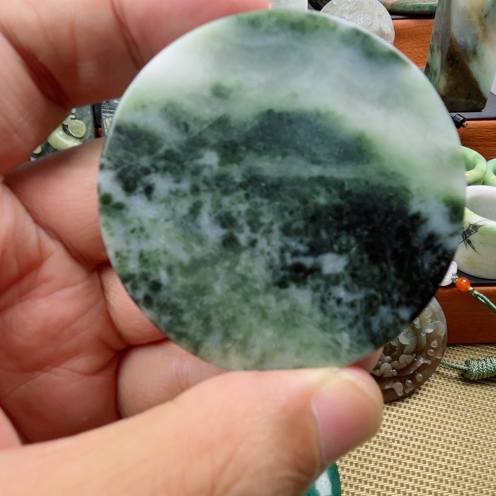 未镶嵌独山玉珠宝半成品