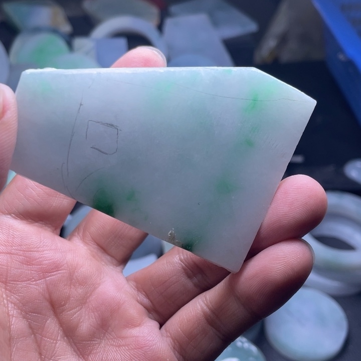 定制翡翠未镶嵌翡翠