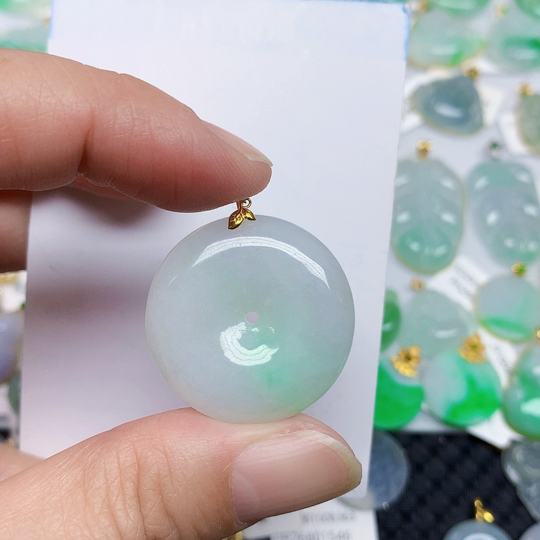 翡翠18K金镶嵌颈饰35678653