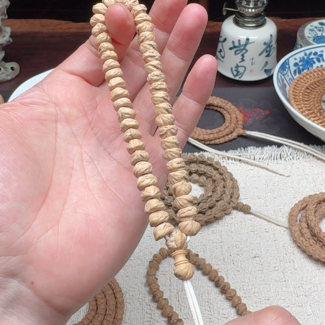 柏香籽/百香籽吊坠