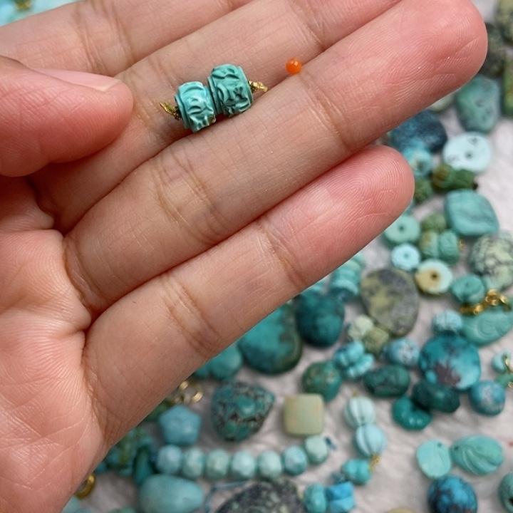 南红玛瑙未镶嵌珠宝奇石