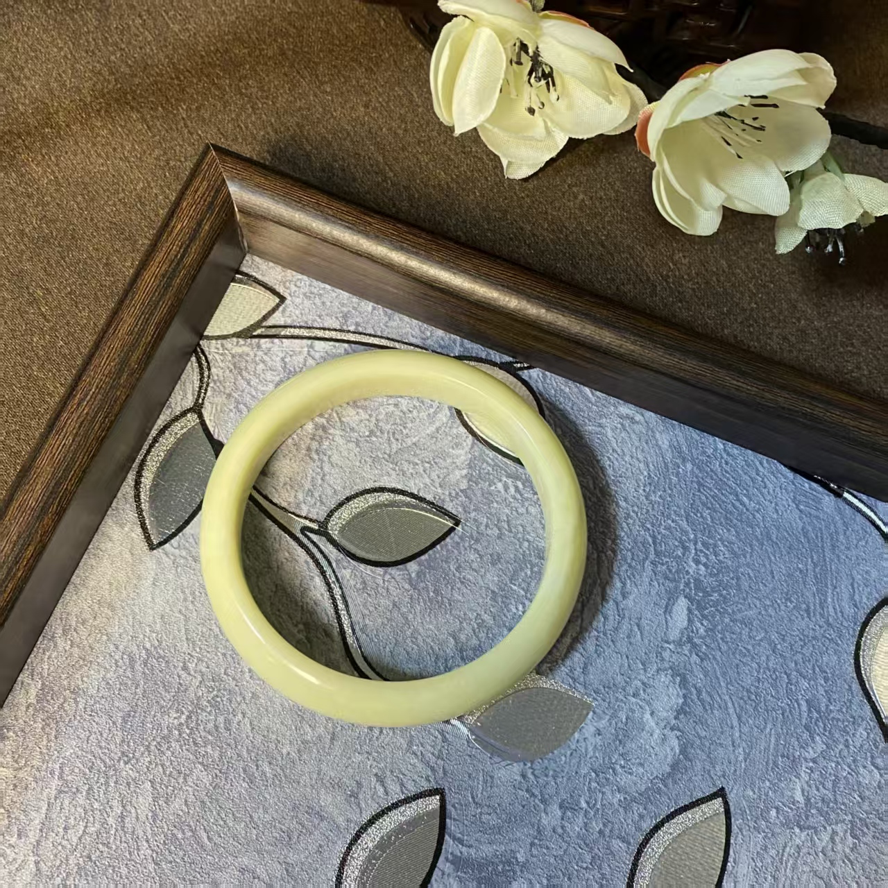 天然珠宝玉石奶油白级别手镯蓝田玉（多样性发一）