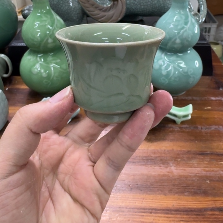 龙泉青瓷茶具微瑕4779