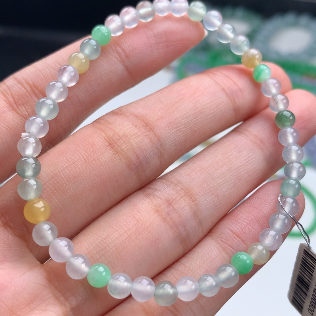 翡翠手链未镶嵌卡