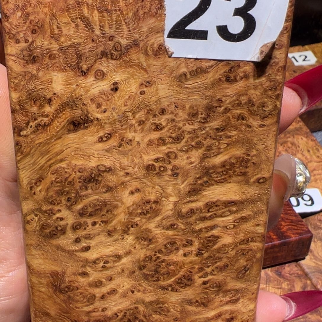 星***杰刺猬紫檀（非洲黄花梨）