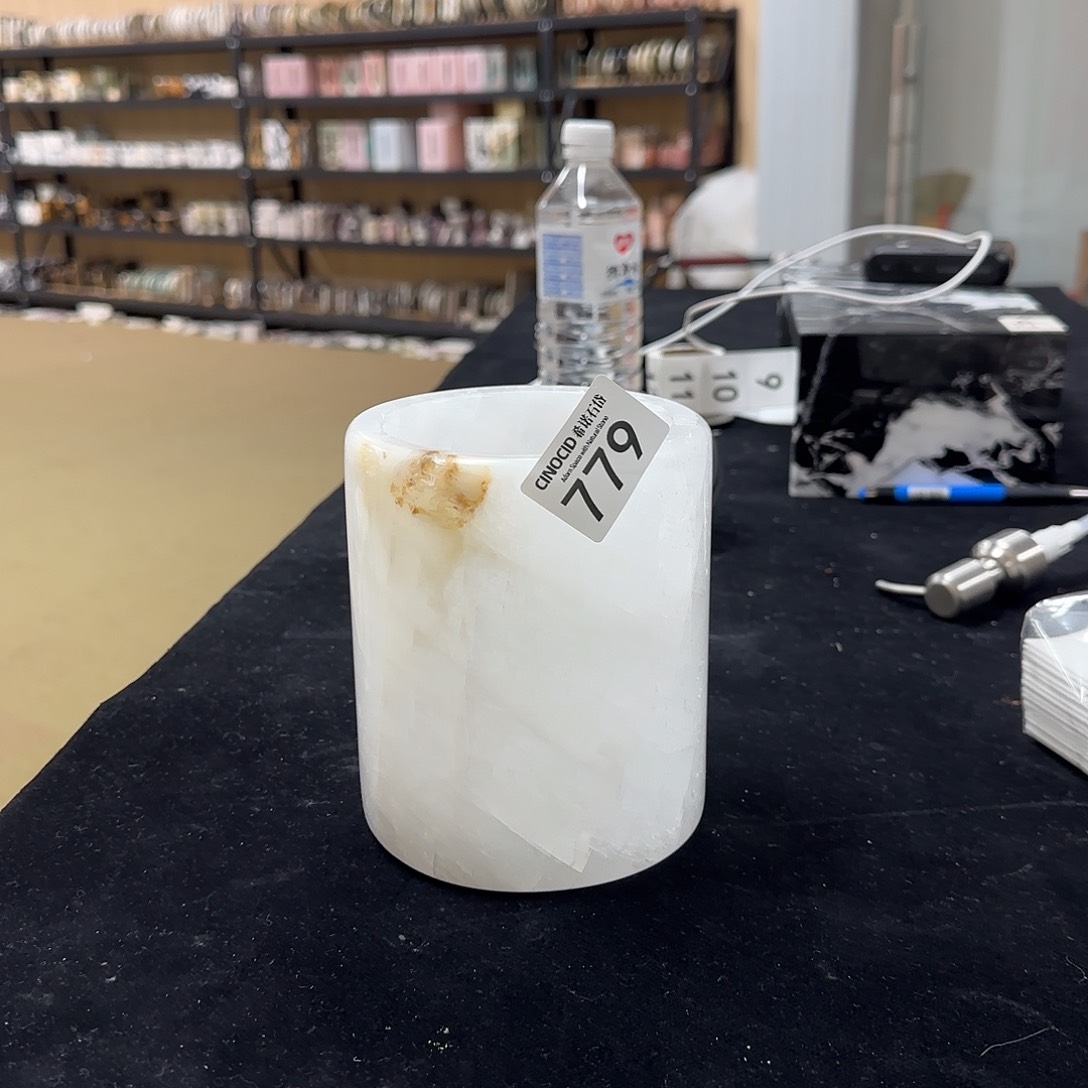 米****装白水晶圆筒779福利