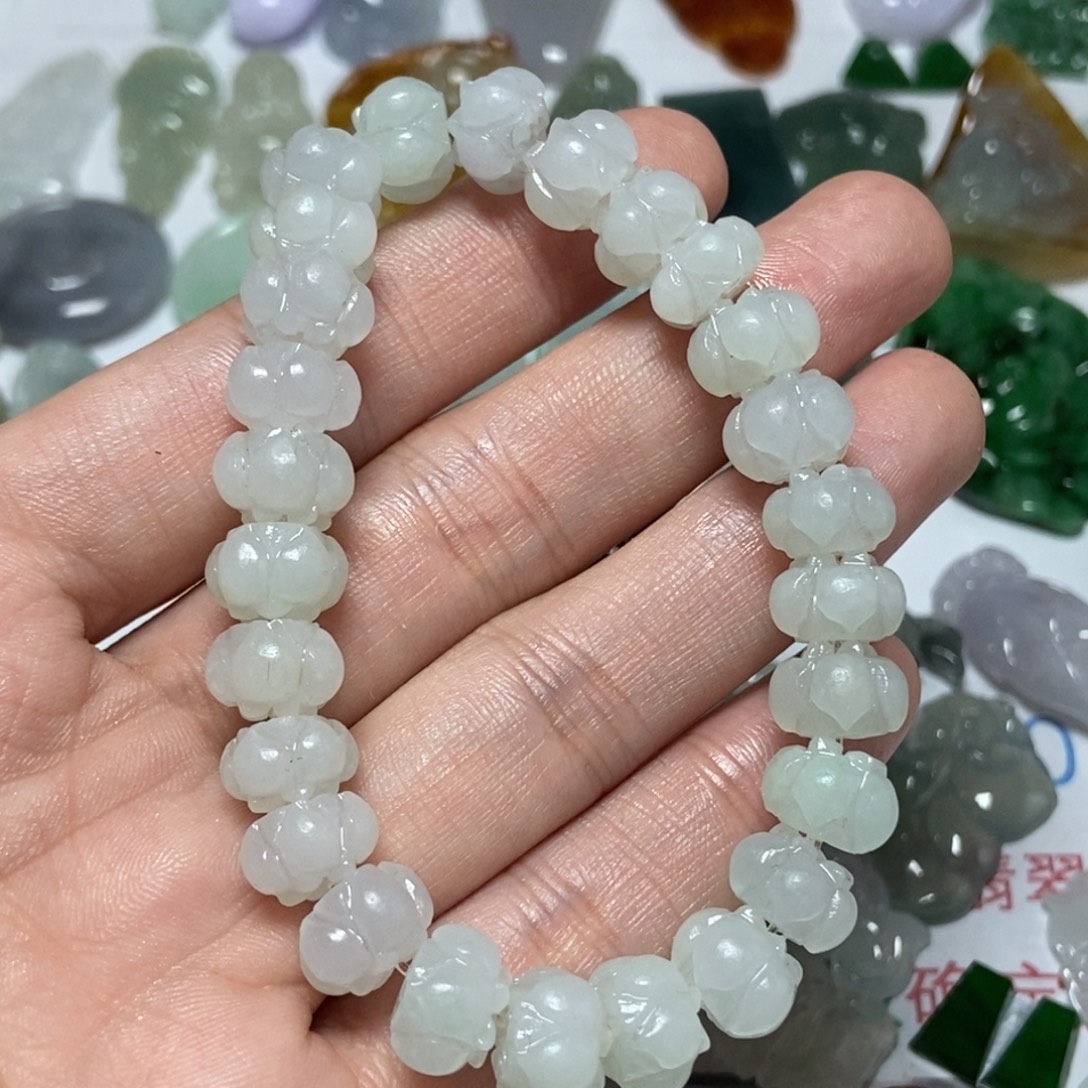 n***9定制翡翠未镶嵌翡翠