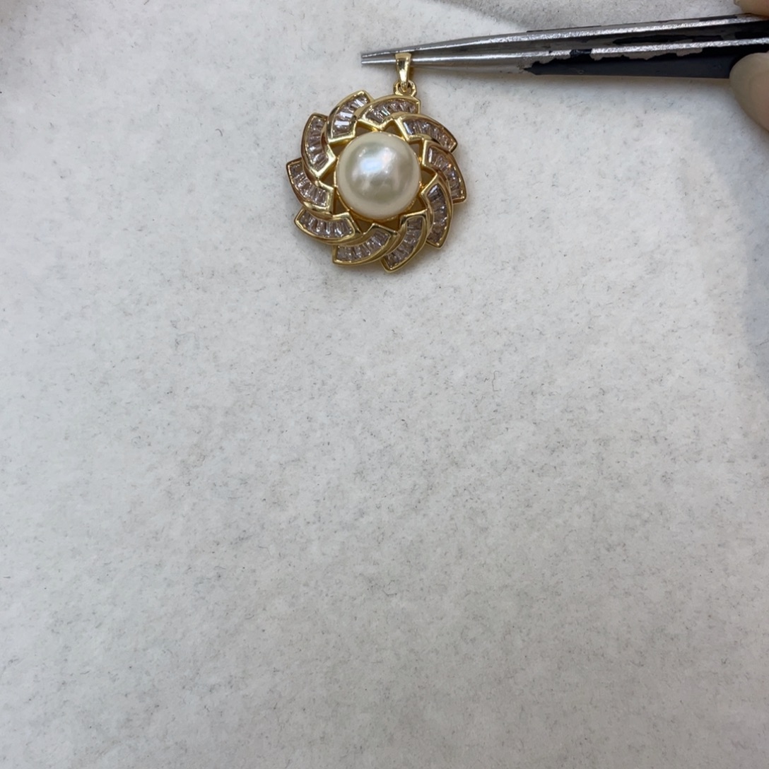 银S925镶嵌吊坠(不含链)海水珍珠