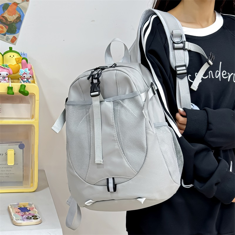 轻便双肩机能户外徒步休闲登山包男野餐包双肩运动出游骑行包包女