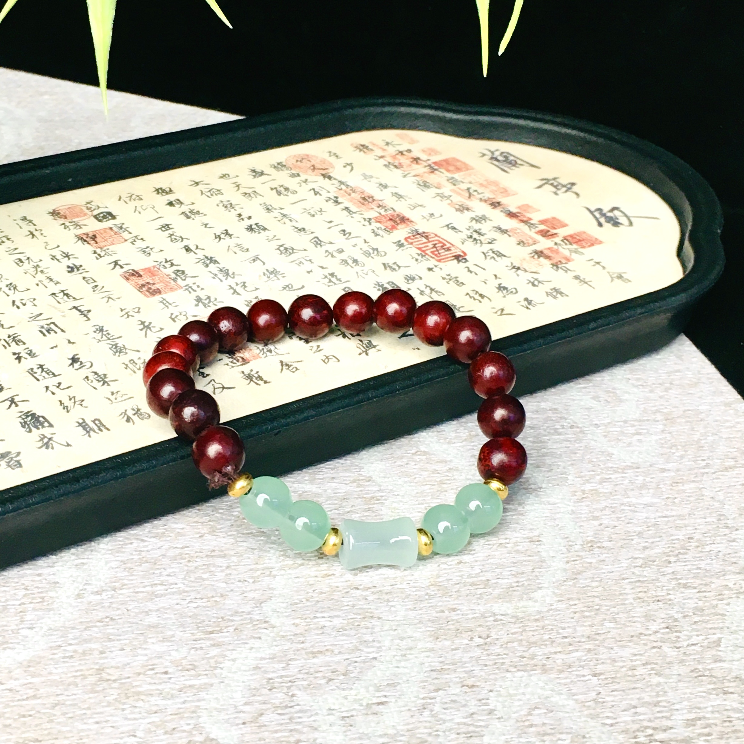 精美木质多宝手串qw219