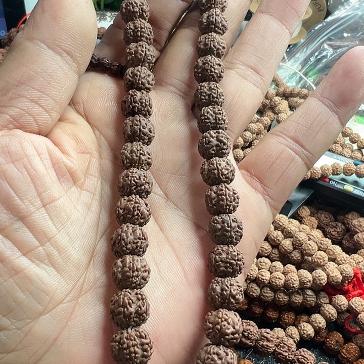 @***姐金刚菩提手串红皮花王手持单圈