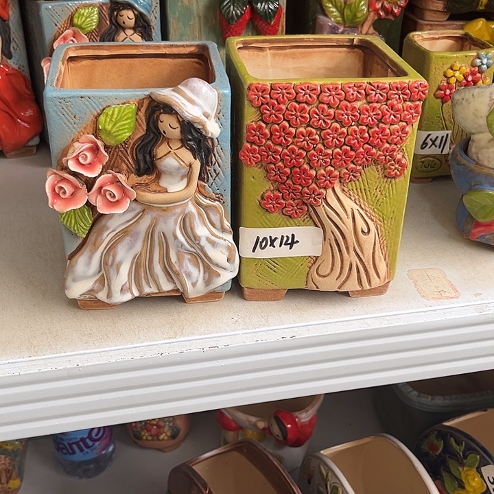 粗陶材质多肉花盆白裙子15樱花树13元