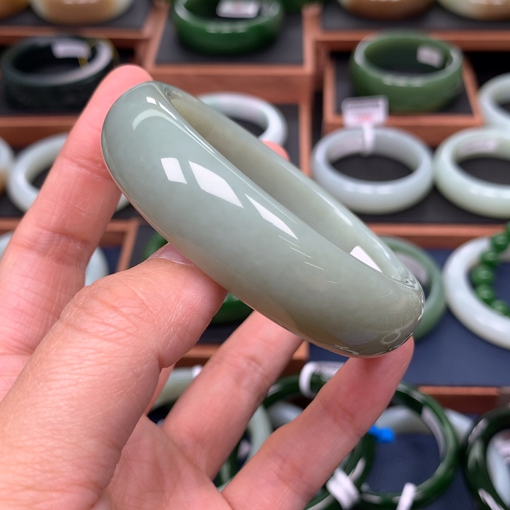 和田玉手镯5657圈口未镶嵌