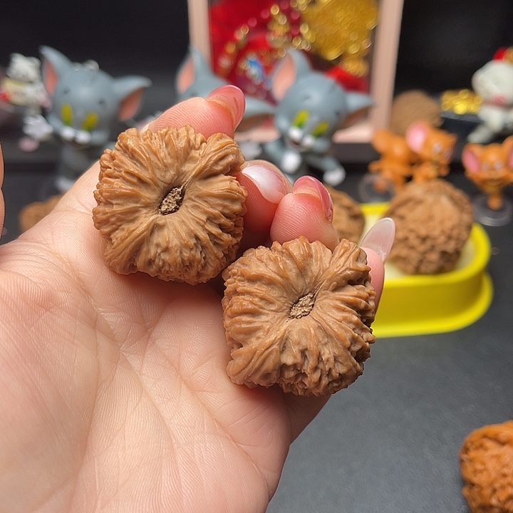 吊坠文玩核桃知**报窝头凹底40