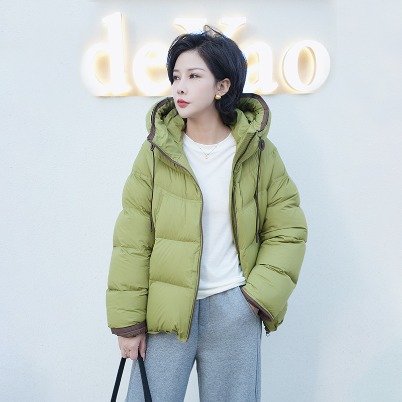 90%鸭绒泡芙感羽绒服女加厚宽松连帽保暖外套A8532