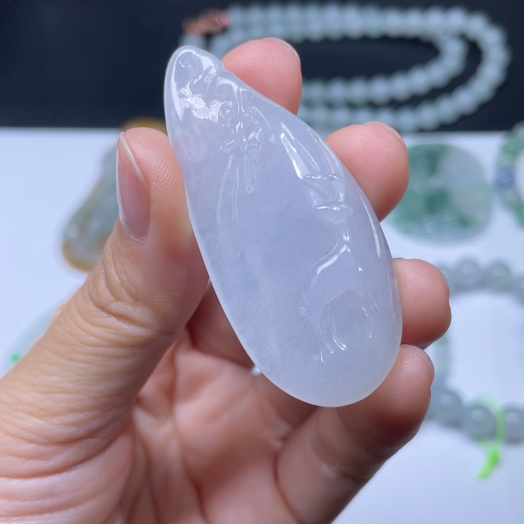 翡翠颈饰未镶嵌吊坠