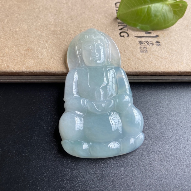 纯天然缅甸翡翠《观音》守护神雕刻观世音时尚