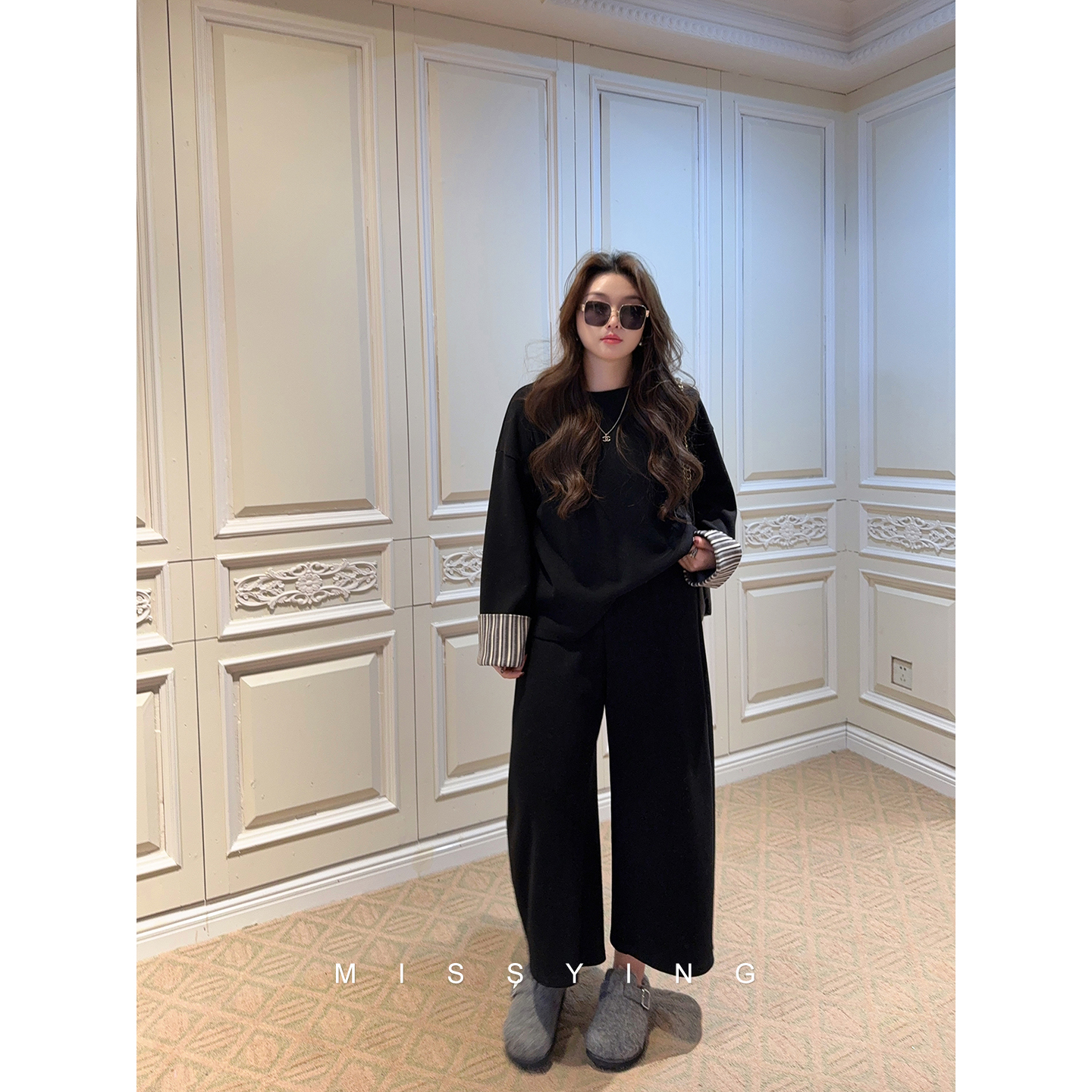 应小姐【纸片套装】微胖大码冬季显瘦宽松撞色假两件上衣+九分裤