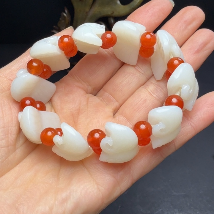 刀***锋古玉老玉收藏珍品手链