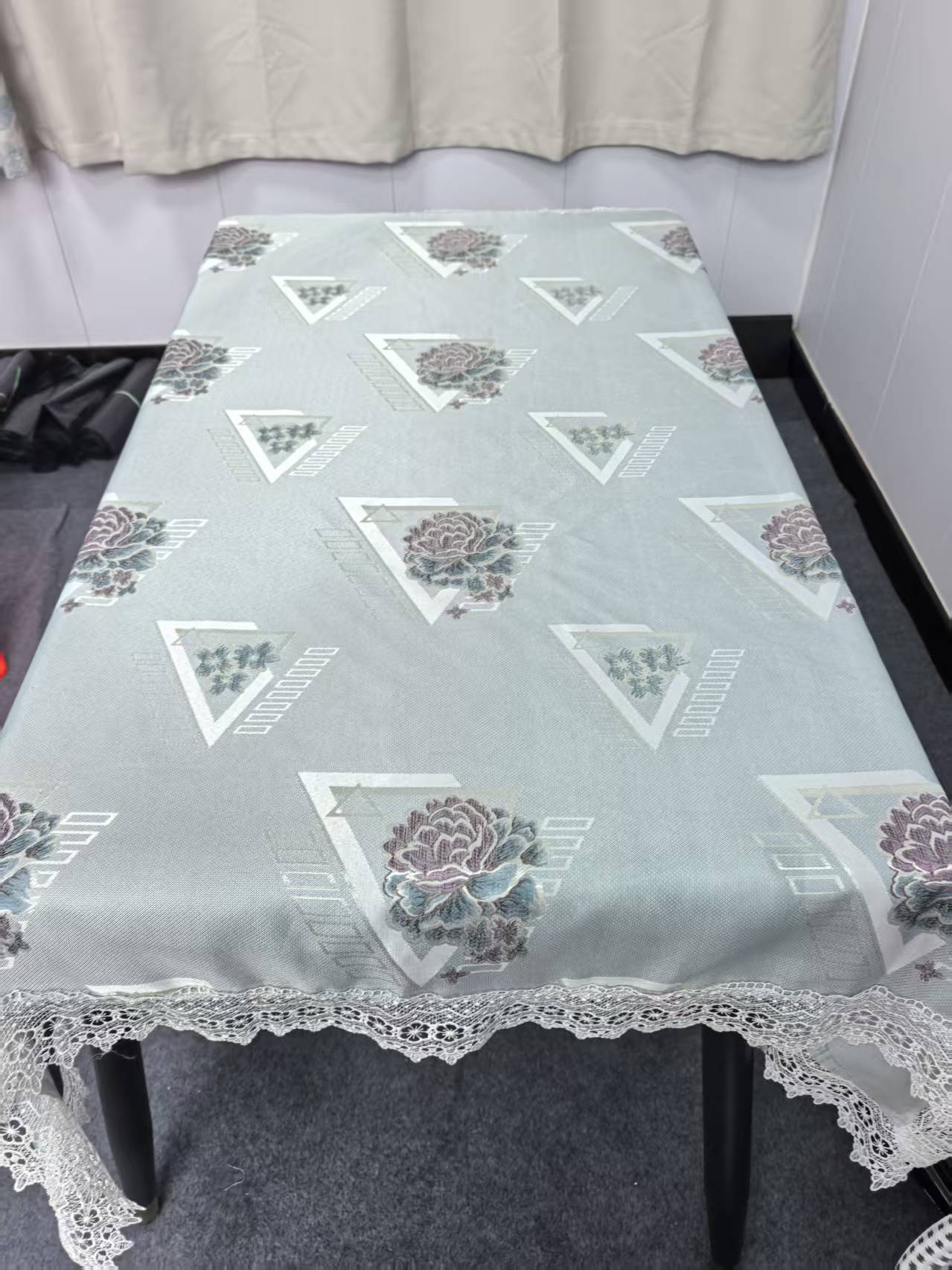 含花边150*150棉麻绣花餐桌茶几布