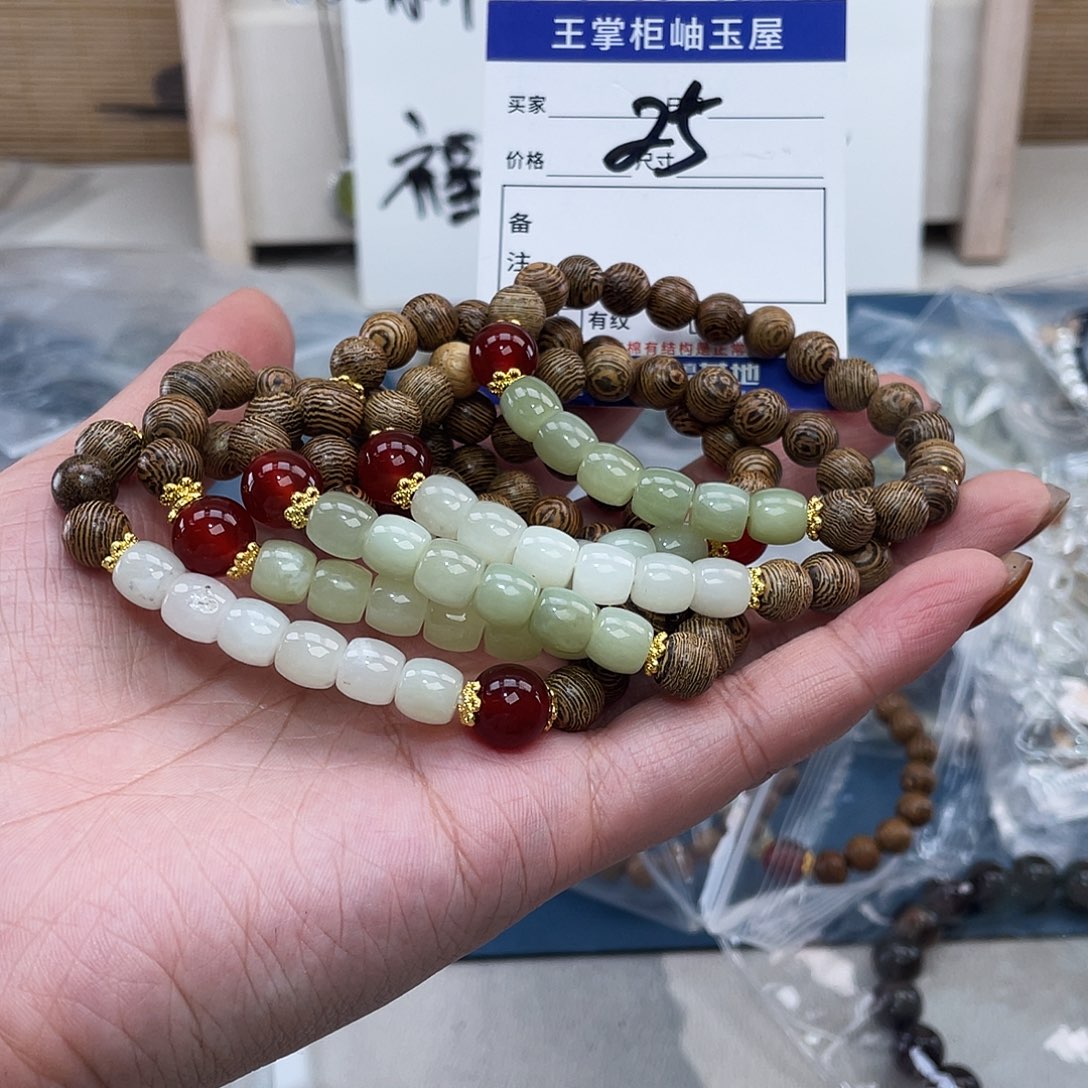 和田玉未镶嵌手链多样性，发一件