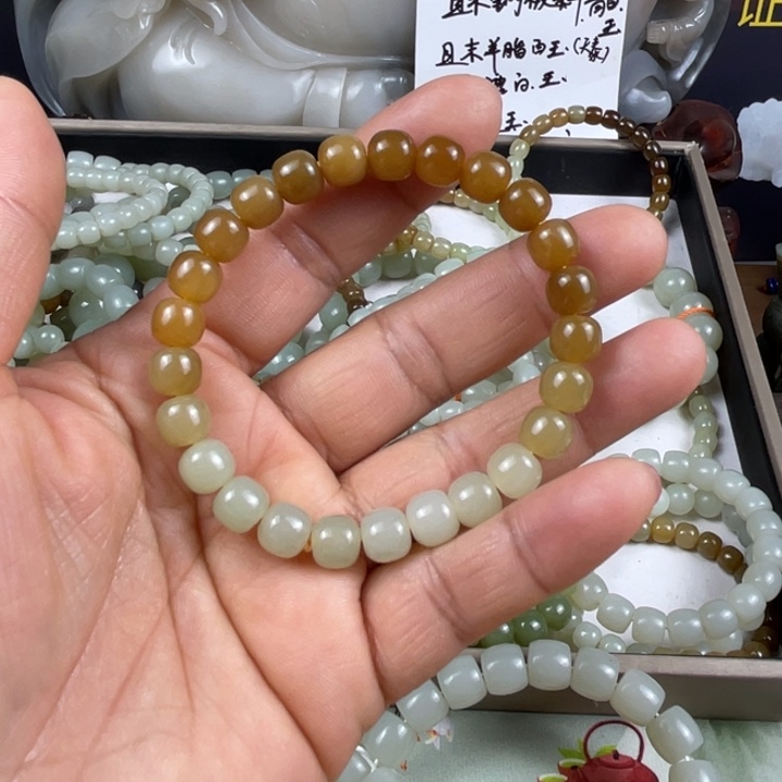 和田玉（糖玉）颈饰未镶嵌平****、