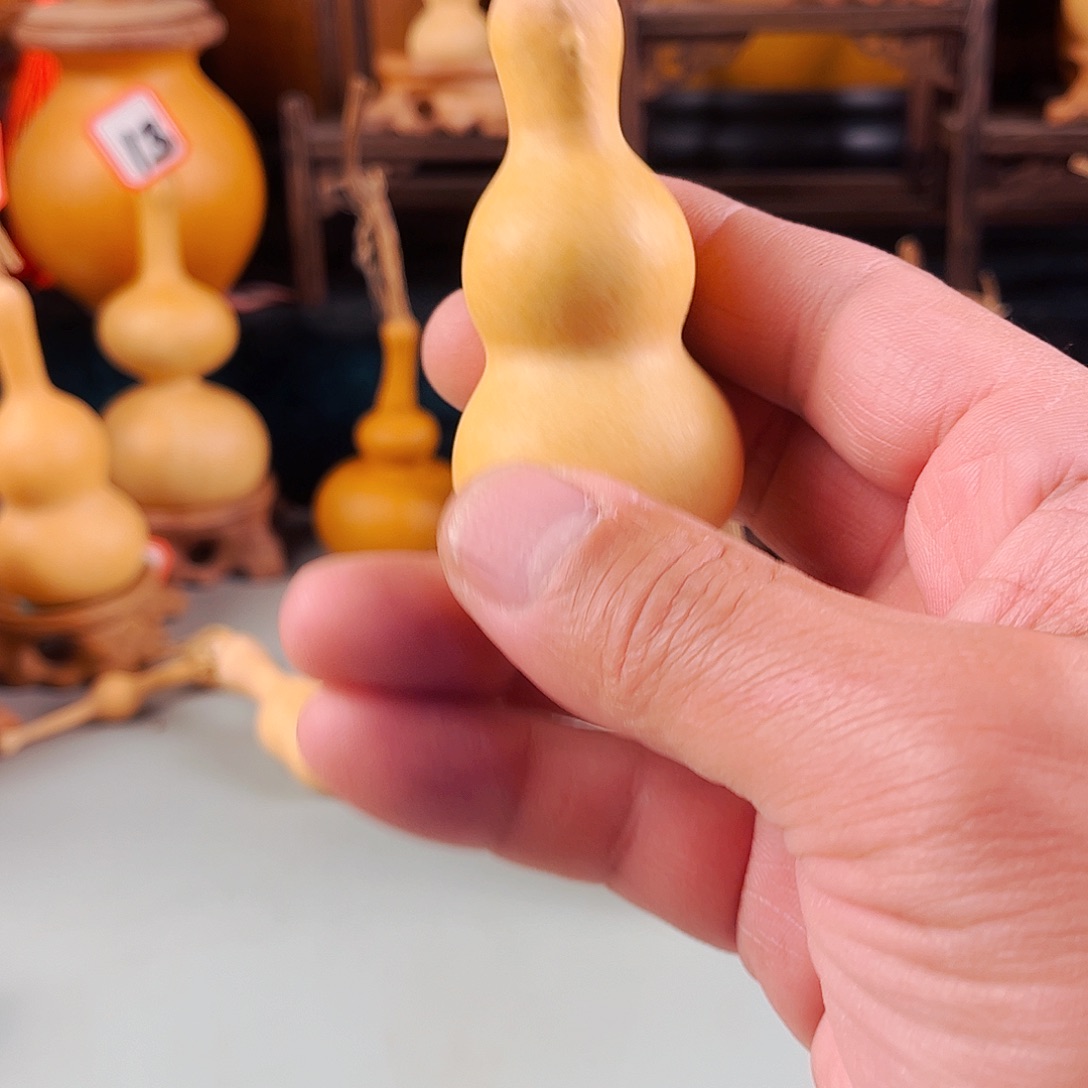 左***途大叶紫檀（黑酸枝木类）