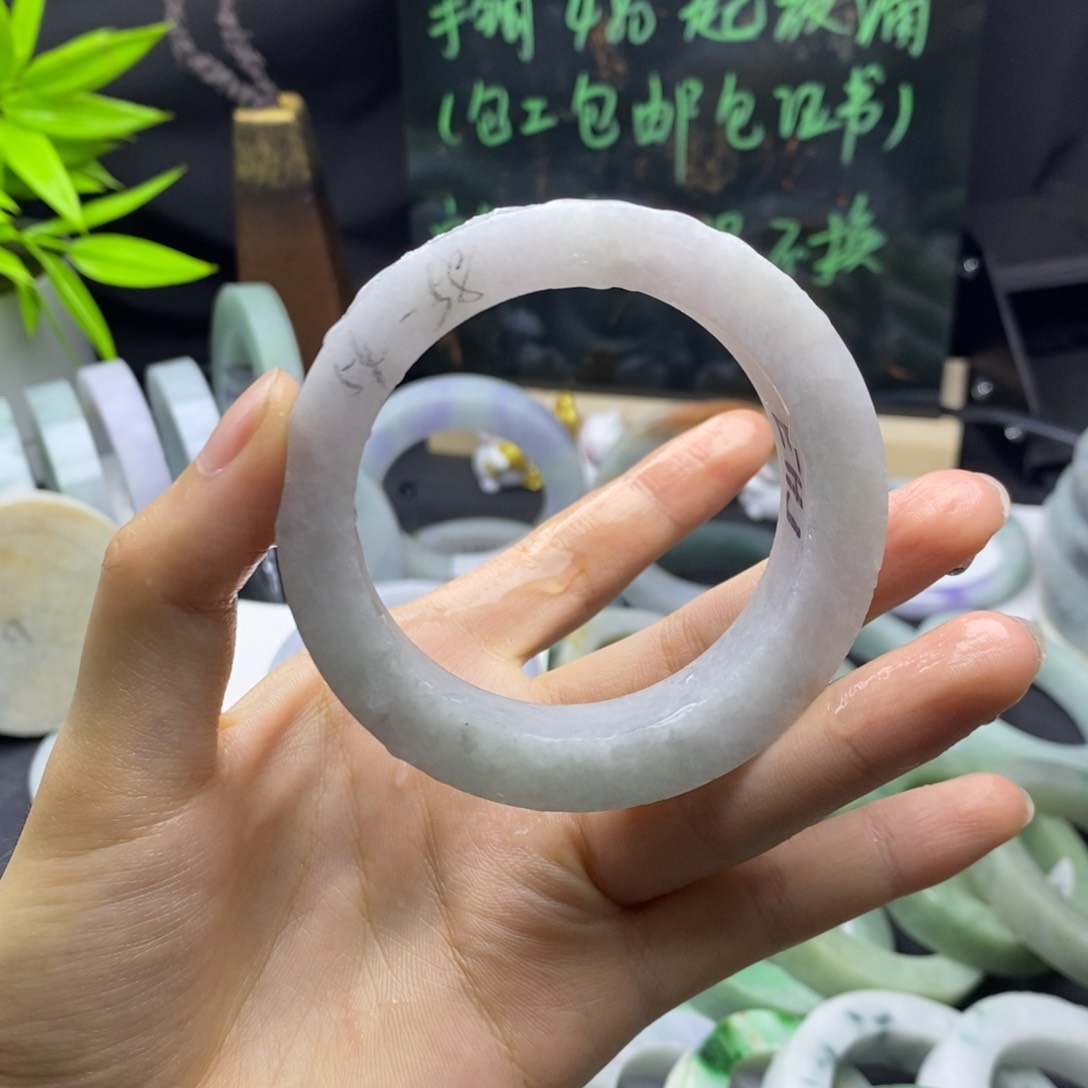定制翡翠手镯未镶嵌