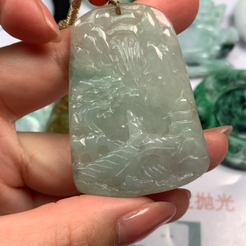 翡翠颈饰未镶嵌翡翠