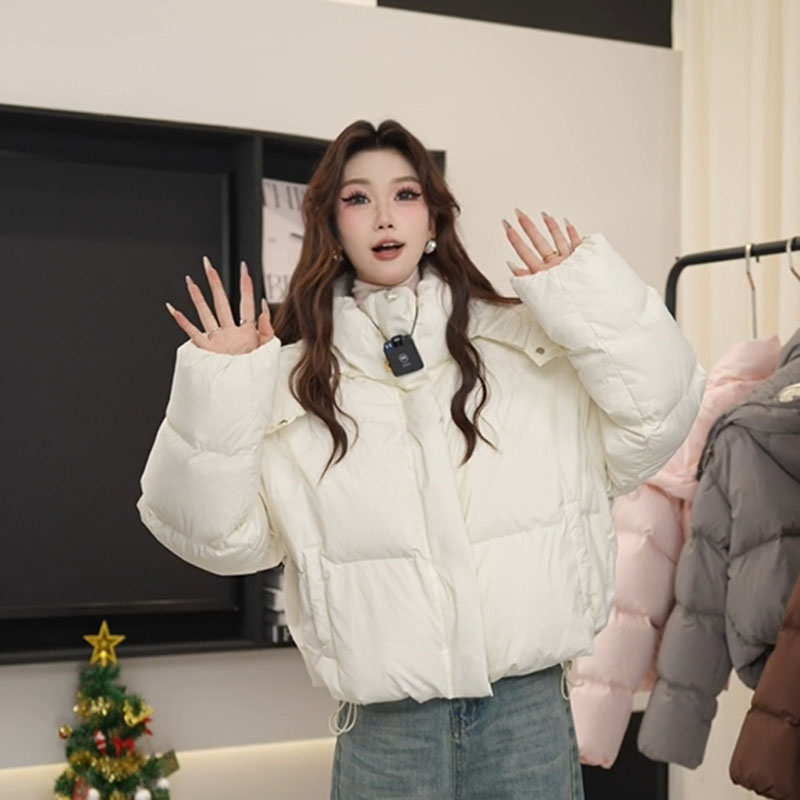 直筒型短款连帽女见外包装拉链厚款羽绒服