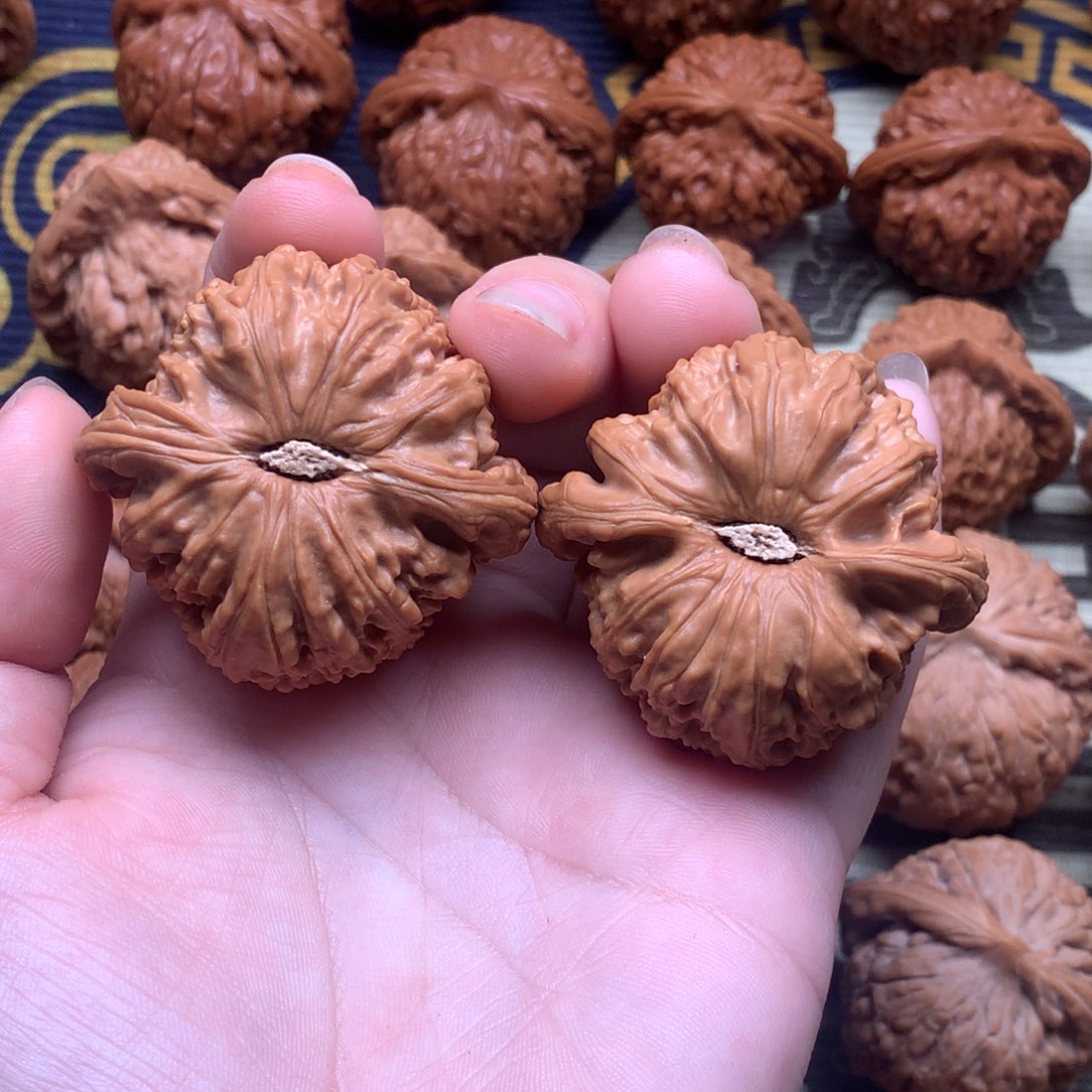 文玩核桃吊坠闷白43