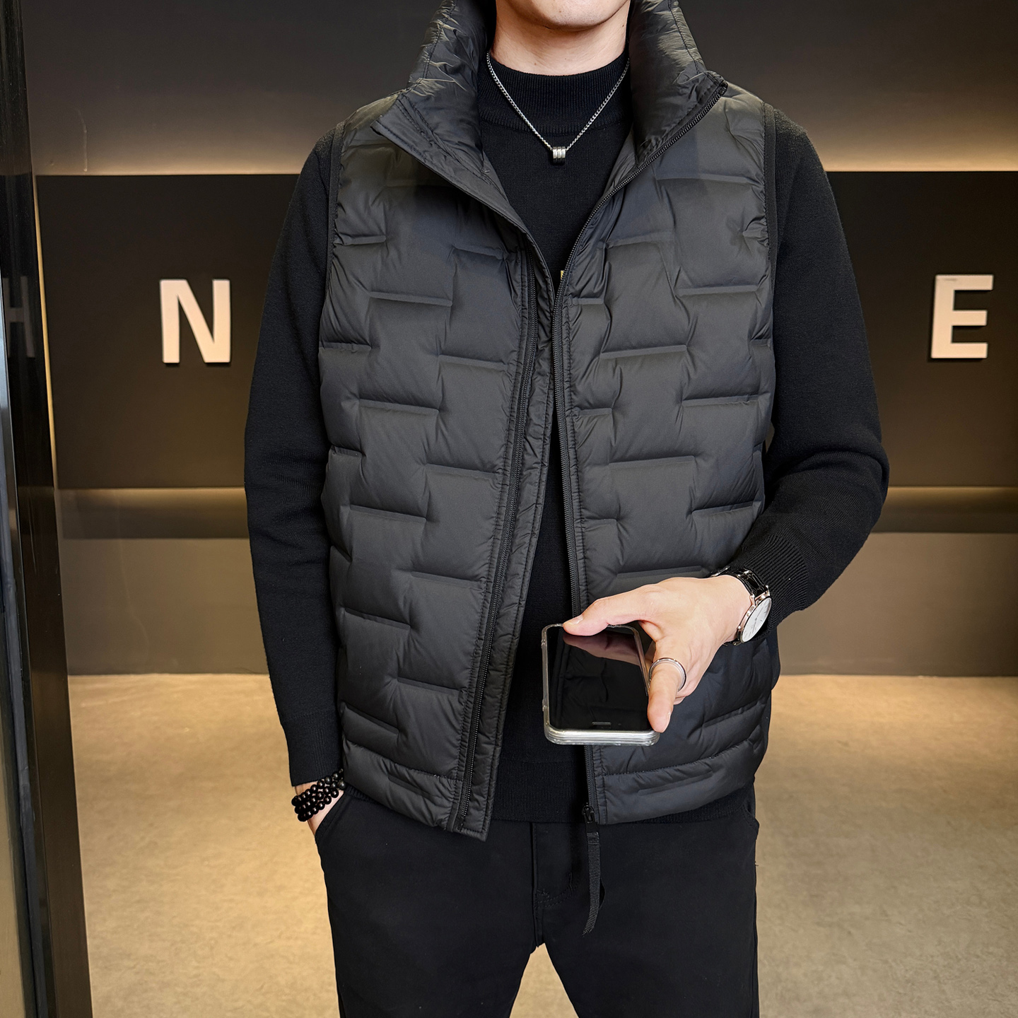 内搭外穿轻薄款羽绒马甲男款鸭绒百搭无袖坎肩马夹背心外套休闲男
