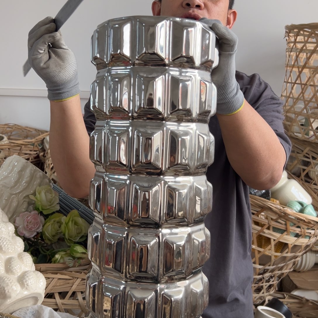 摆件107 号高中低温工艺瓶（部分微瑕）