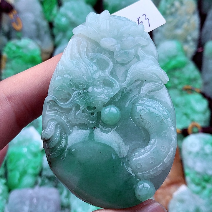 翡翠吊坠(不含链)未镶嵌