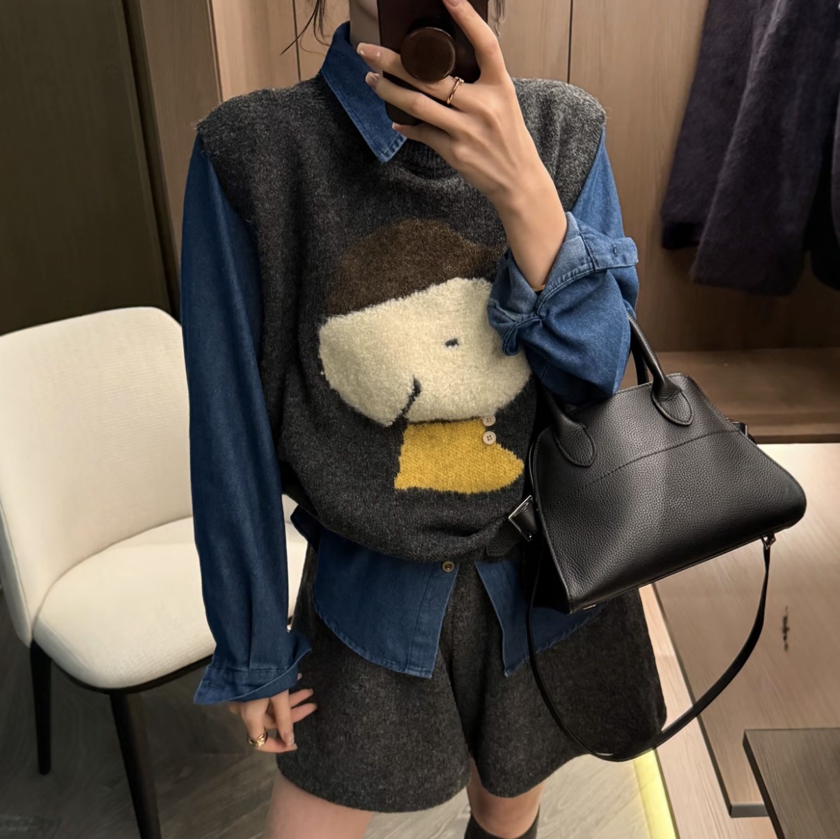 2025秋冬衬衣+毛衣背心卡通减龄圆领针织马甲女ins风叠穿百搭上衣