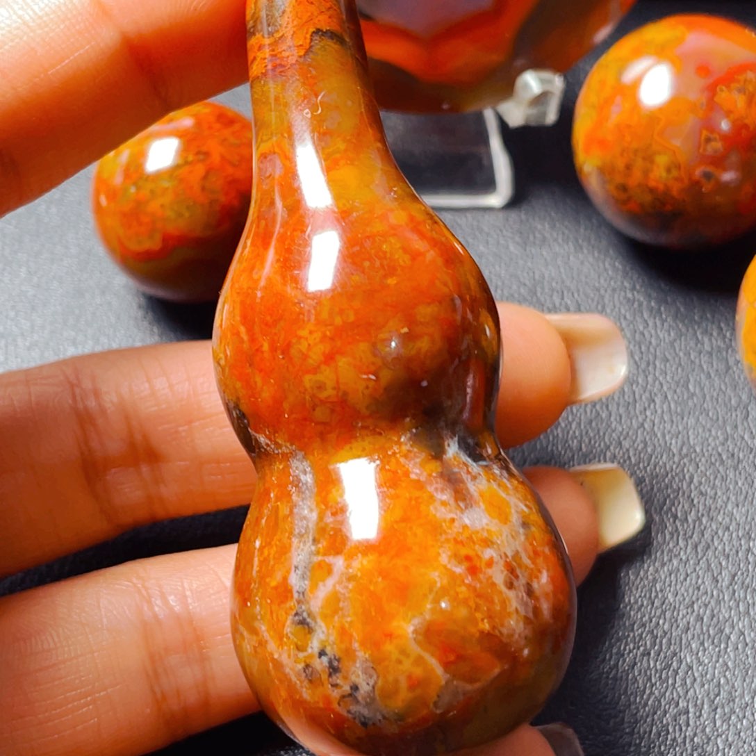 未镶嵌颈饰玛瑙/玉髓一**亚