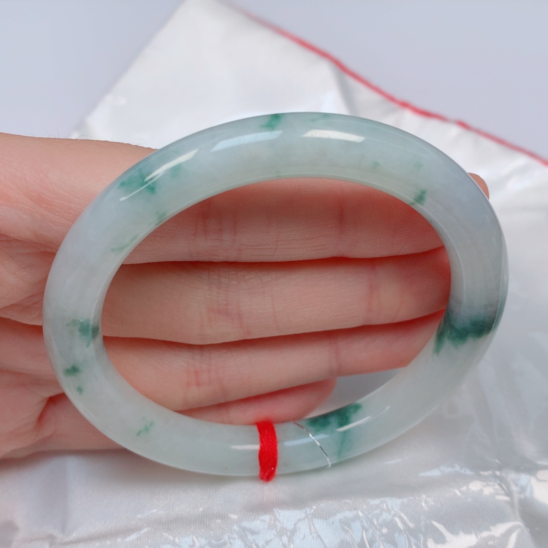 翡翠手镯未镶嵌55圆条