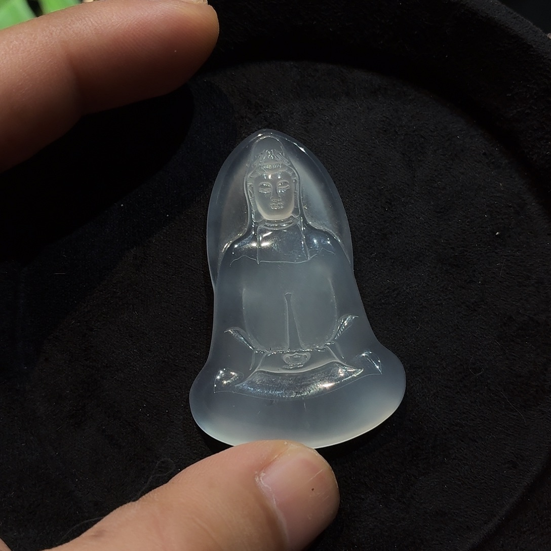 未镶嵌石英质玉素衣观音吊坠石英质玉