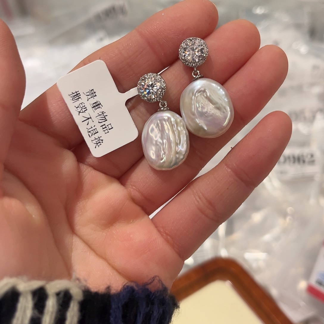 淡水珍珠耳饰合金