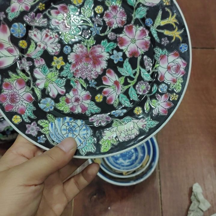 哒***雅瓷景德镇黑万花盘子两个