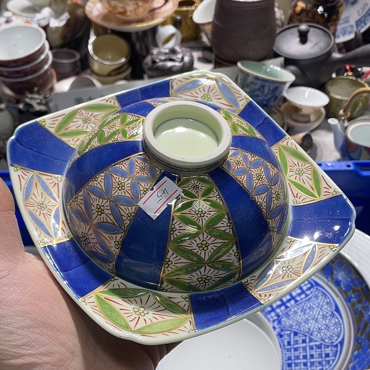 瓷片在这方面是很容易的