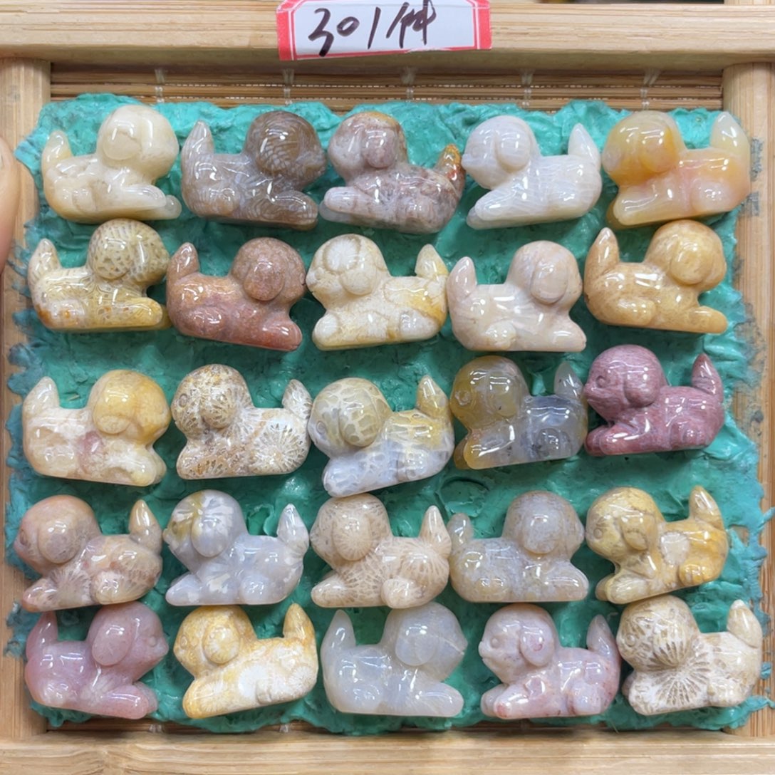 硅化玉未镶嵌颈饰小狗30米1个