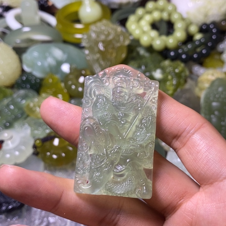 岫玉岫玉颈饰未镶嵌