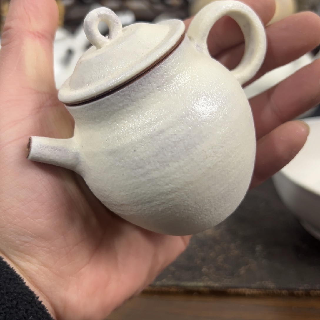 164手工粉引壶150容量