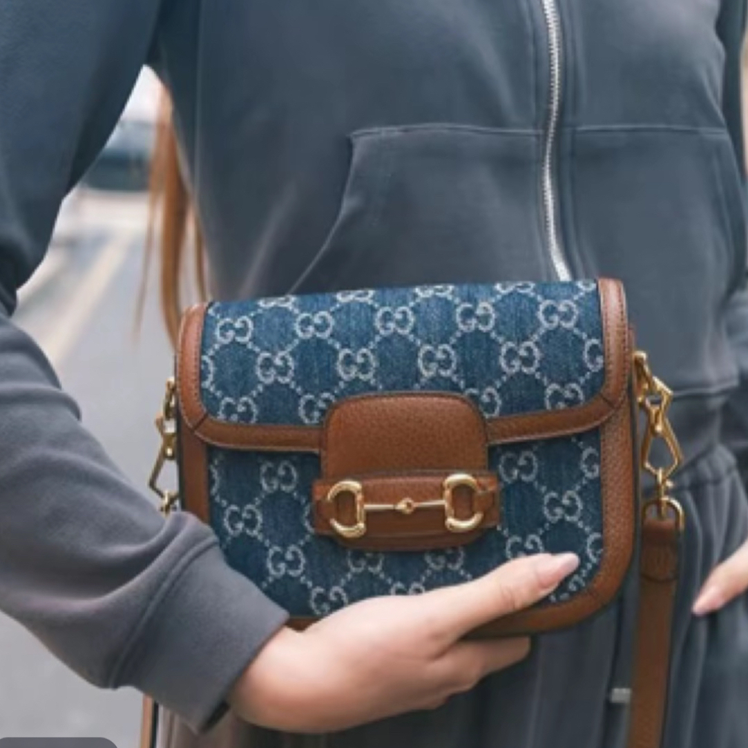 95新 GUCCI/古驰 95新 GUCCI/古驰 古驰单宁马鞍包971212双肩带