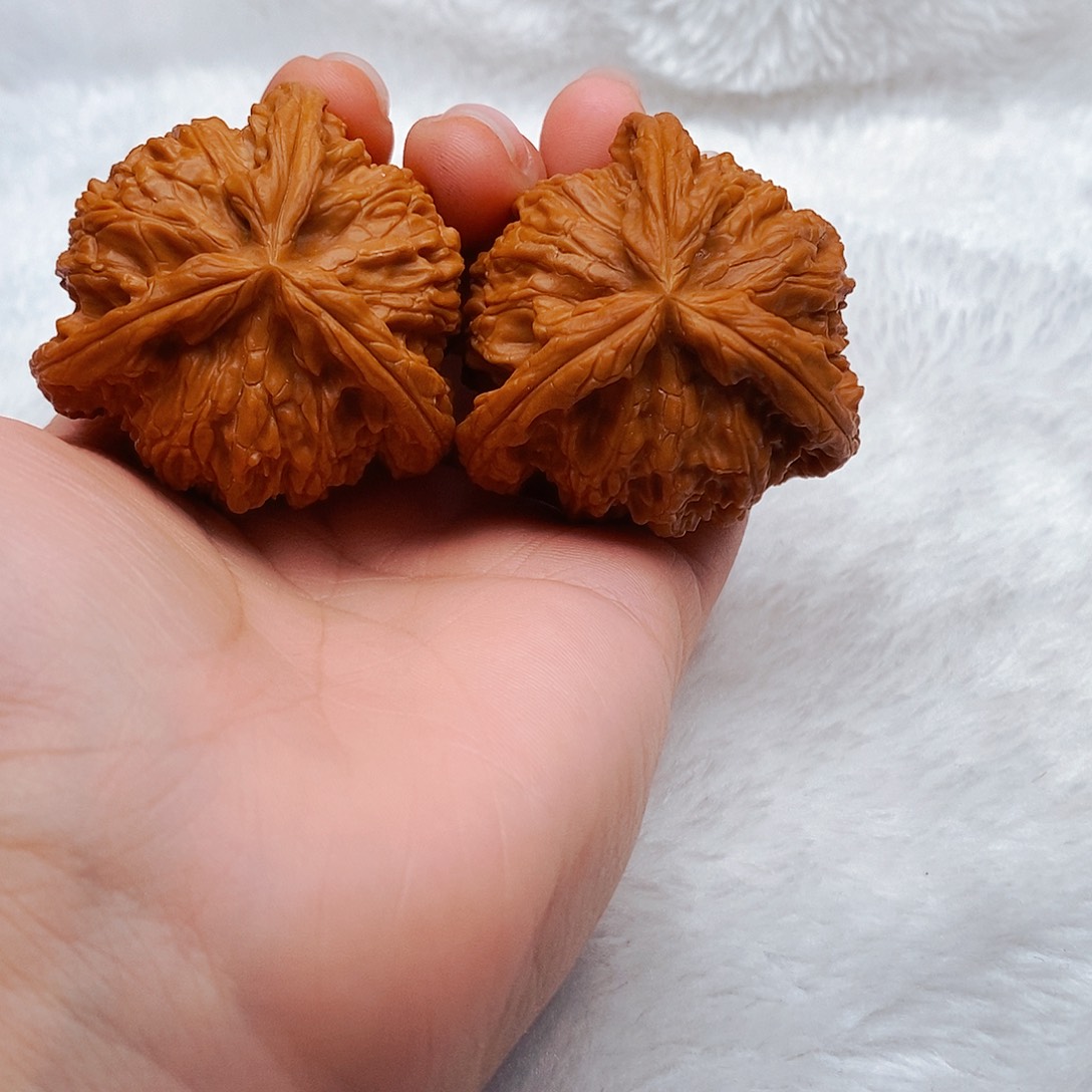 Y***_吊坠文玩核桃三棱