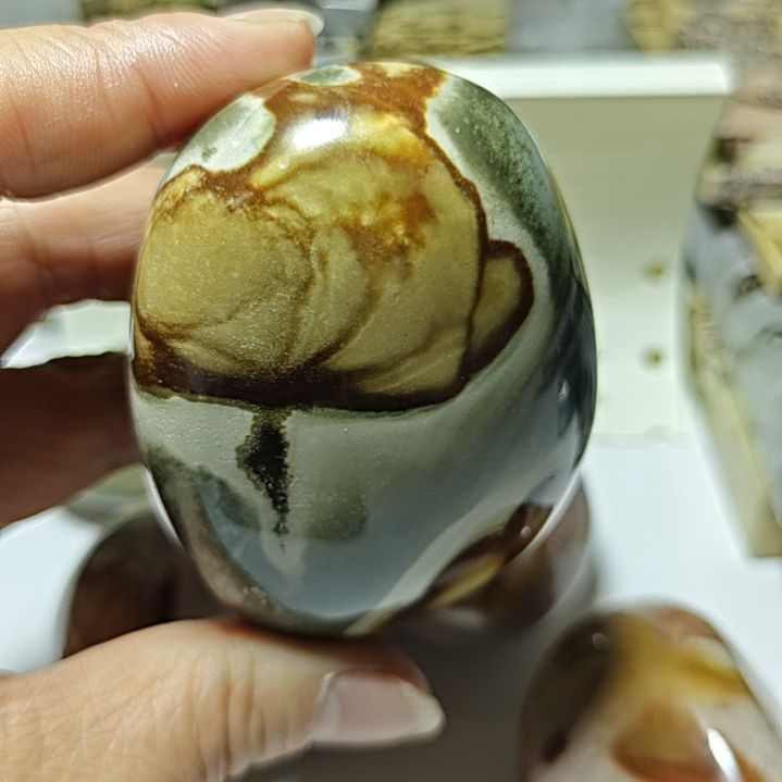 玛瑙/玉髓未镶嵌珠宝奇石