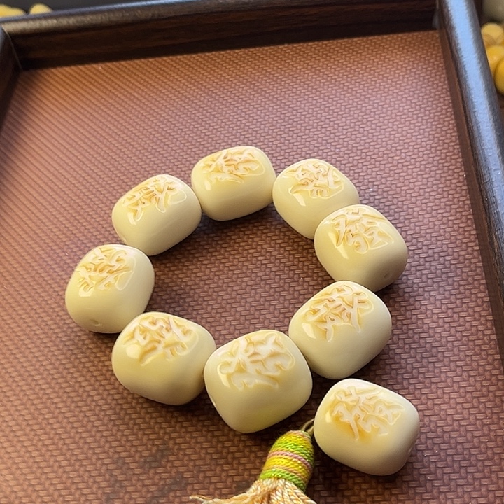 简***单吊坠菩提根/象牙果