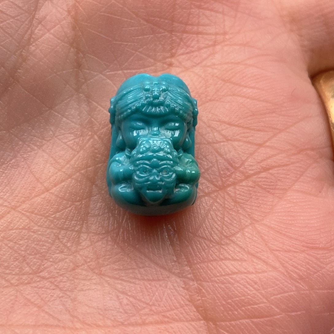 绿松石颈饰未镶嵌