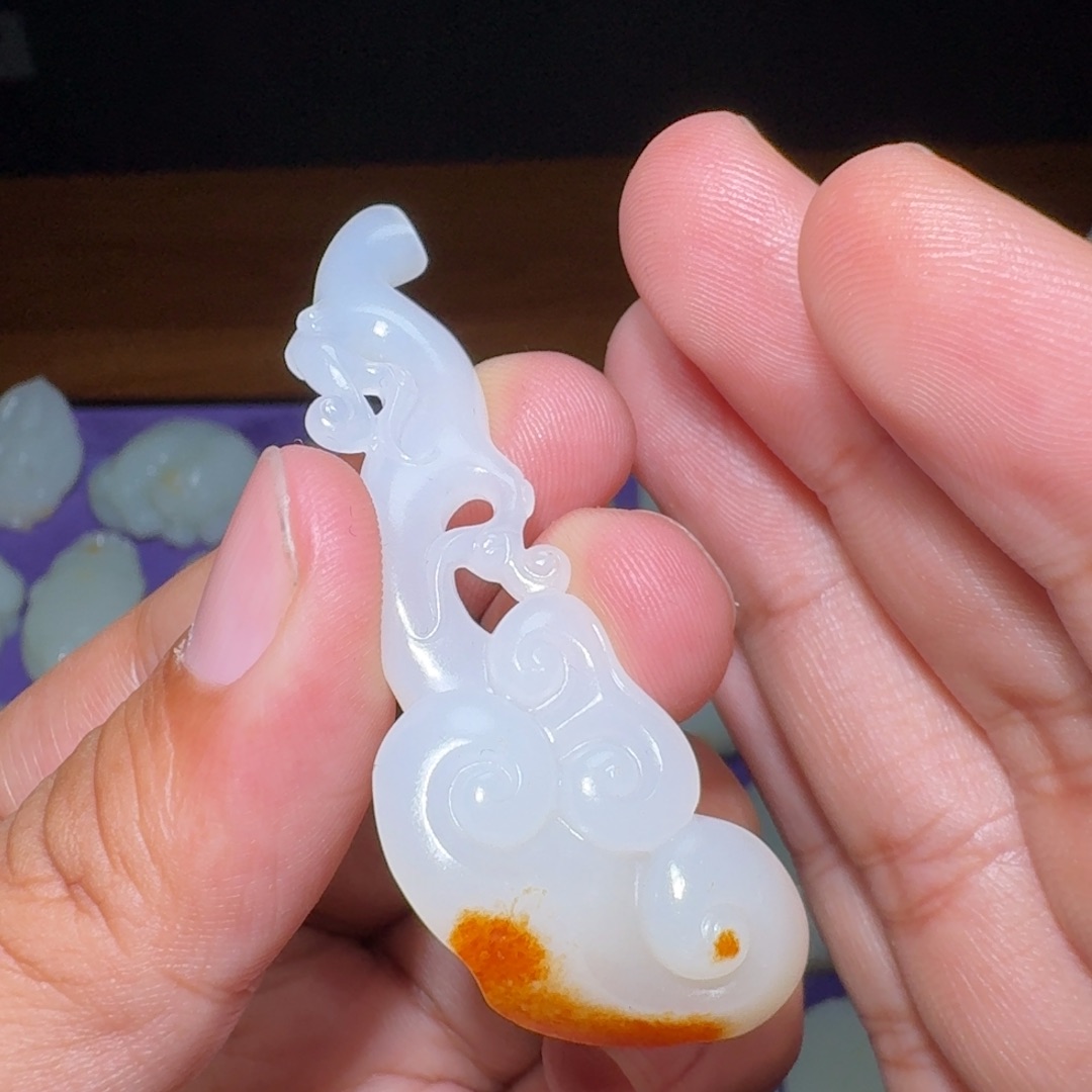 和田玉未镶嵌颈饰唐****玩